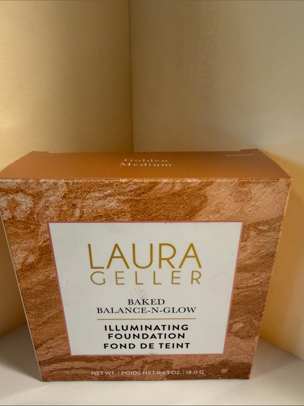 Laura Geller Illuminating Baked Foundation - Golden Medium (look at size!)